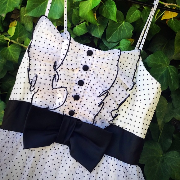 Stunning Authentic Vintage Mike Benet Gown. - Picture 2 of 5